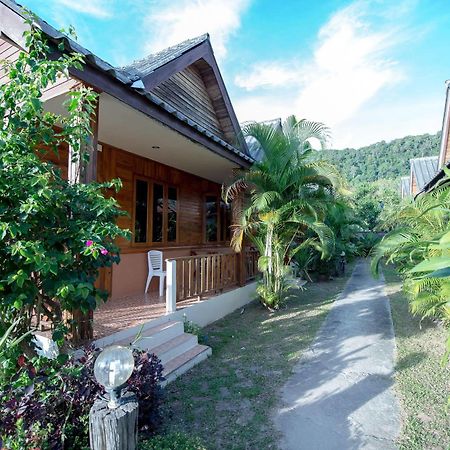 池温泉度假村 Ko Lanta 外观 照片